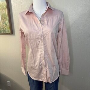 Banana Republic Pink Button Down Shirt Tailored‎ Fit (Size 6)